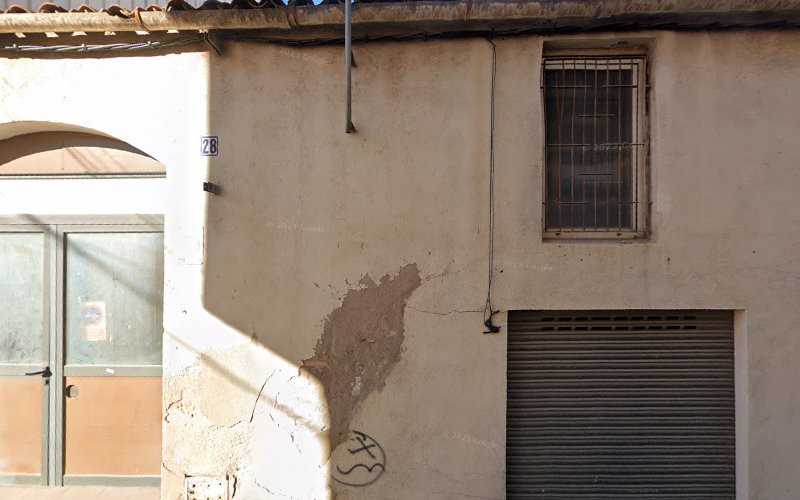 Fotografia tomada fuera de Cristalería Segura - Carpintería metálica y de aluminio en Parets del Vallès, Barcelona