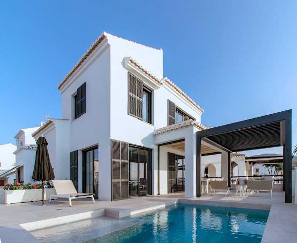 Fotografia tomada fuera de Ardeco Granada - Carpintería metálica y de aluminio en Pulianas, Granada