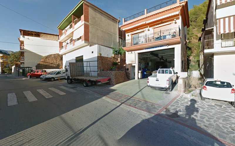 Fotografia tomada fuera de Metalistería La Palmera - Carpintería metálica y de aluminio en Jete, Granada