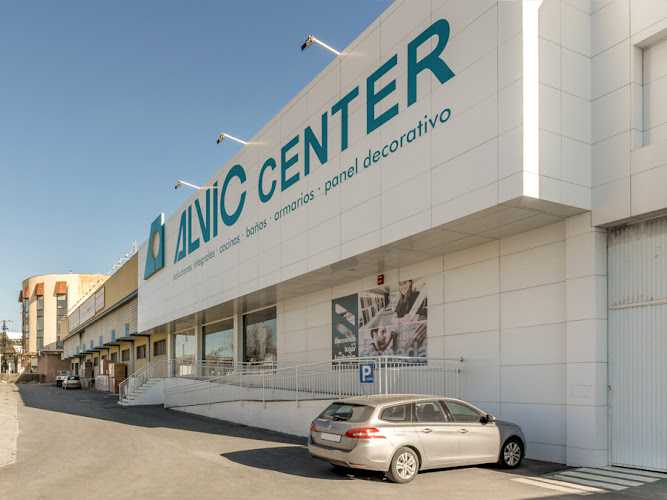 Fotografia tomada fuera de Alvic Center Granada - Mayorista de muebles en Albolote, Granada