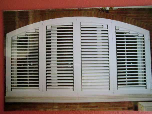 Fotografia tomada fuera de Carpintería de Aluminio y Pvc HNOS. LÓPEZ s.c.p. - Metal·listeria en Mollet del Vallès, Barcelona