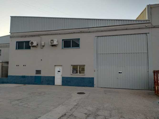 Fotografia tomada fuera de Aluminios Alcasser - Fábrica en Alcàsser, Valencia