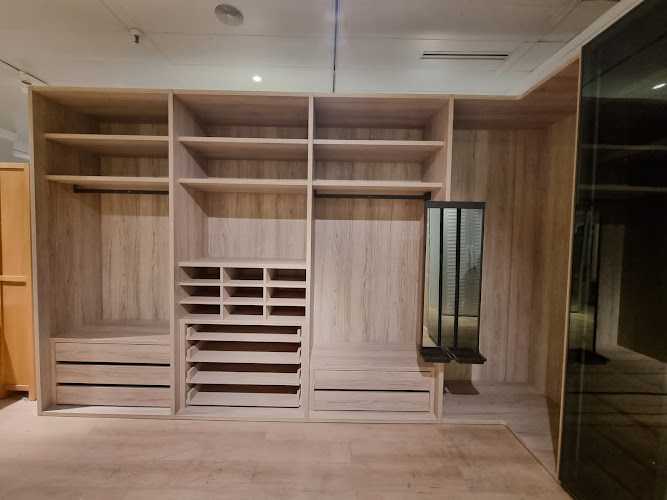 Fotografia tomada fuera de Montajes García Campos S L - Tienda de muebles en Alcàsser, Valencia