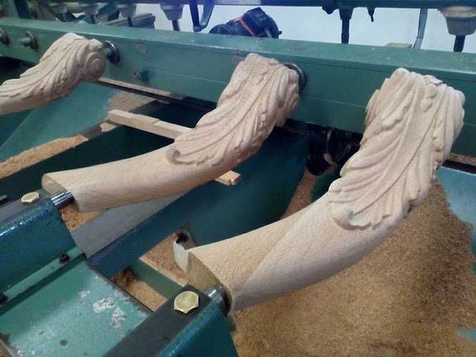 Fotografia tomada fuera de Artesania J Gavira SL - Fábrica de muebles en Alcàsser, Valencia