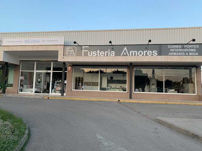 Fotografia tomada fuera de Fusteria Amores- Amgar Decor, S.L - Carpintería en Lliçà de Vall, Barcelona