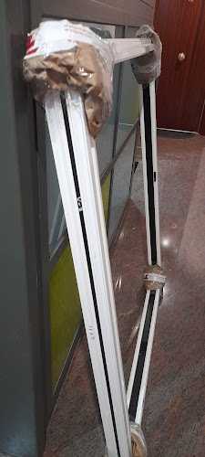 Fotografia tomada fuera de Cerrajería Teófilo, S.L. - Carpintería metálica y de aluminio en Humanes de Madrid, Madrid