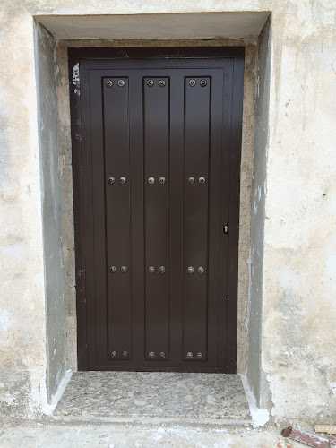 Fotografia tomada fuera de Carpintería Metálica Josema S.L. - Carpintería metálica y de aluminio en Fortuna, Murcia