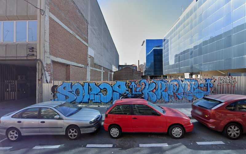 Fotografia tomada fuera de Aluminio De La Construccion M.Manzano - Carpintería metálica y de aluminio en Madrid, Madrid