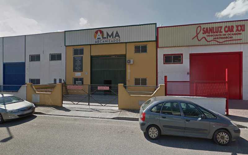 Fotografia tomada fuera de Hierros Y Aluminios Palomares - Herrero en Coria del Río, Sevilla