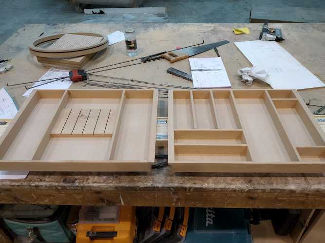 Fotografia tomada fuera de Fusteria Puigdemont S.C. - Carpintero en Sant Gregori, Girona