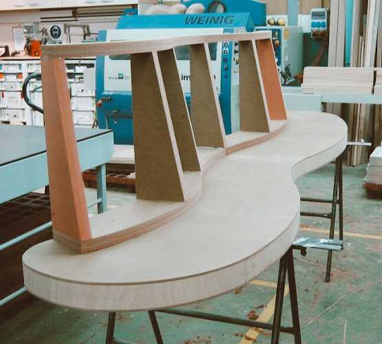 Fotografia tomada fuera de Garlopi Ebenisteria S.L. - Carpintería en Sabadell, Barcelona