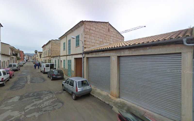 Fotografia tomada fuera de Miguel Bennàssar Forteza - Carpintería metálica y de aluminio en Sa Pobla, Baleares