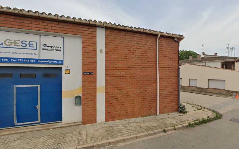 Fotografia tomada fuera de ALGESE S.L. - Carpintería metálica y de aluminio en Santa Coloma de Farners, Girona
