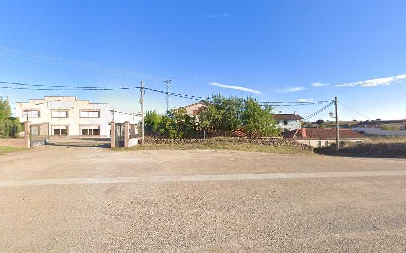 Fotografia tomada fuera de Goherma - Carpintería metálica y de aluminio en Los Rábanos, Soria