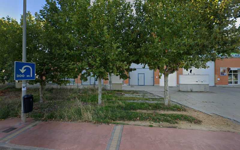 Fotografia tomada fuera de Aluminio YUDECA - Carpintería metálica y de aluminio en Soria, Soria