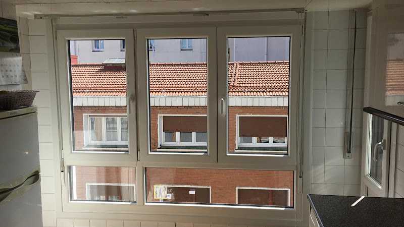 Fotografia tomada fuera de Carpintería Metálica Rasan 1, S.L. - Carpintería metálica y de aluminio en Bilbao, Vizcaya