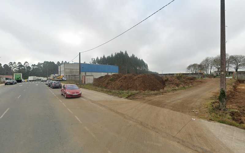 Fotografia tomada fuera de Carpinteria Kobas - Carpintería en Casillas, A Coruña