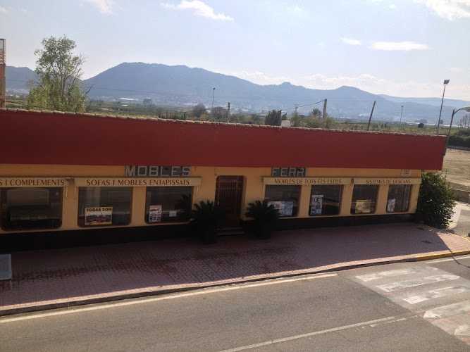Fotografia tomada fuera de Mobles Ferri - Tienda de muebles en Rotglà i Corberà, Valencia