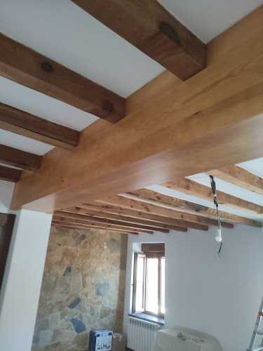 Fotografia tomada fuera de J lbañez - Carpintería en Las Casas, Soria