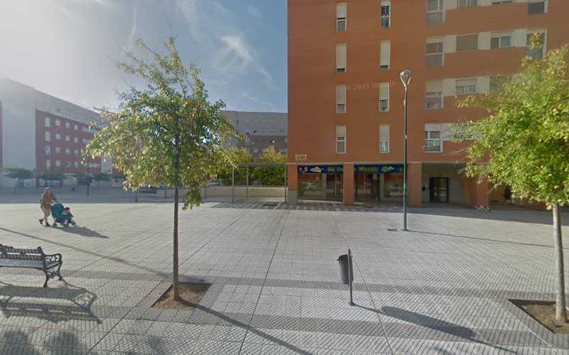 Fotografia tomada fuera de Carpinteria Badajoz Ebex - Carpintero en Badajoz, Badajoz