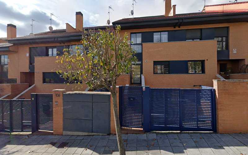 Fotografia tomada fuera de Carpintería Ebanistería Madrid - Carpintería en Paracuellos de Jarama, Madrid