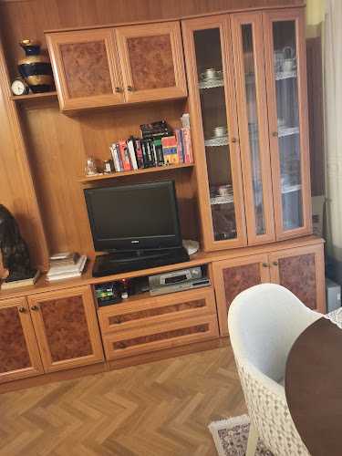 Fotografia tomada fuera de Carpinteria Ebanisteria Conmadera - Carpintero en Arganda del Rey, Madrid