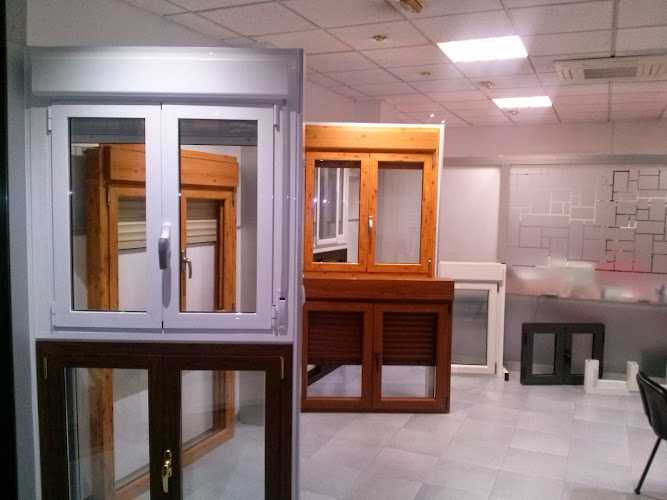 Fotografia tomada fuera de LA VENTANA DE REMOLINS - Carpintería metálica y de aluminio en Binéfar, Huesca