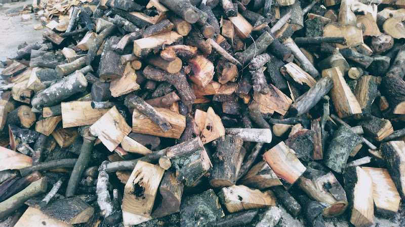 Fotografia tomada fuera de Serrería de Madera de Olivo - Oficinas de empresa en Ulldecona, Tarragona