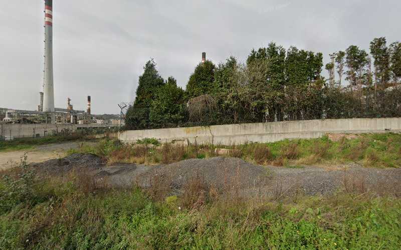 Fotografia tomada fuera de Cristaleria Ágora, s.l. - Carpintería metálica y de aluminio en A Coruña, A Coruña