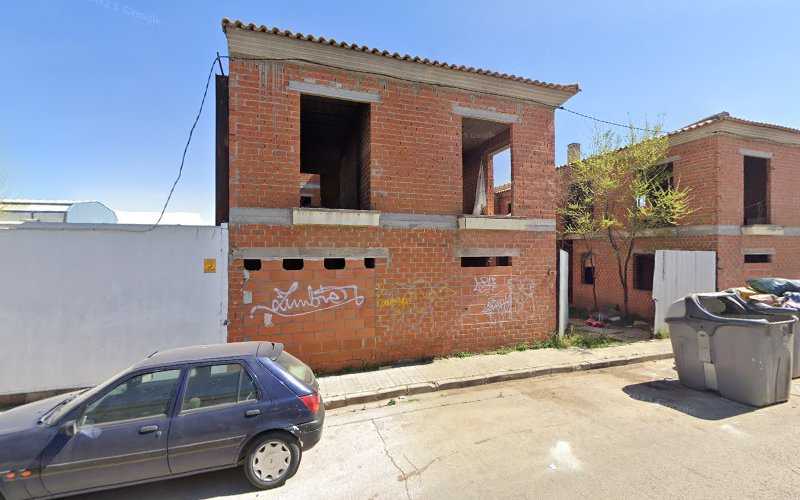 Fotografia tomada fuera de Madecar - Carpintería en Tomelloso, Ciudad Real