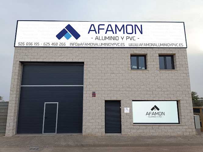 Fotografia tomada fuera de AFAMON ALUMINIO Y PVC S.L.U - Carpintería metálica y de aluminio en Tomelloso, Ciudad Real