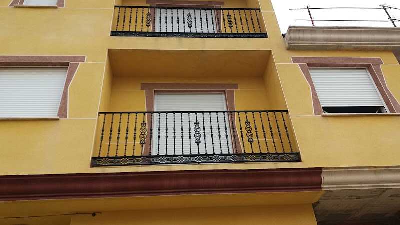 Fotografia tomada fuera de Sánchez Pastrana S.L. - Carpintería en Albacete, Albacete