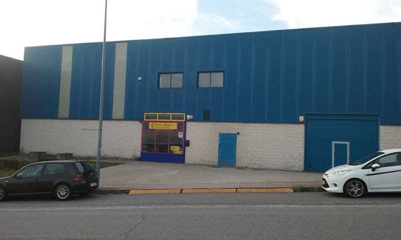 Fotografia tomada fuera de Mouriño Y Barreiro s.l. - Carpintería metálica y de aluminio en Pontevedra, Pontevedra