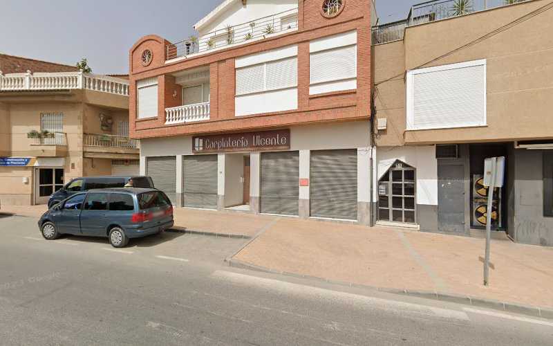 Fotografia tomada fuera de Carpintería Vicente - Tienda de armarios en Lorca, Murcia