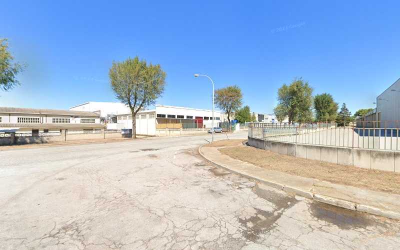 Fotografia tomada fuera de JESUS SANJUAN PEDROSA-FELIPE MORON NUÑEZ SCP SCV - Carpintero en Palau-solità i Plegamans, Barcelona