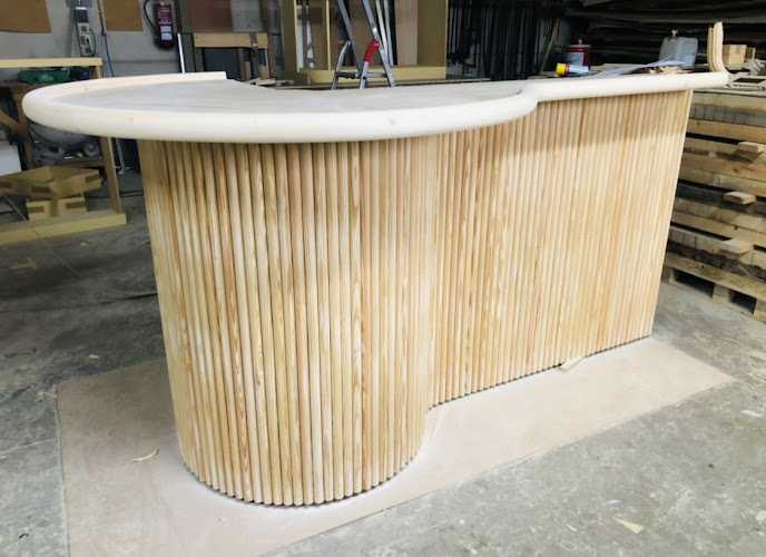 Fotografia tomada fuera de Uni-3 de Palau - Fábrica de muebles en Caldes de Montbui, Barcelona