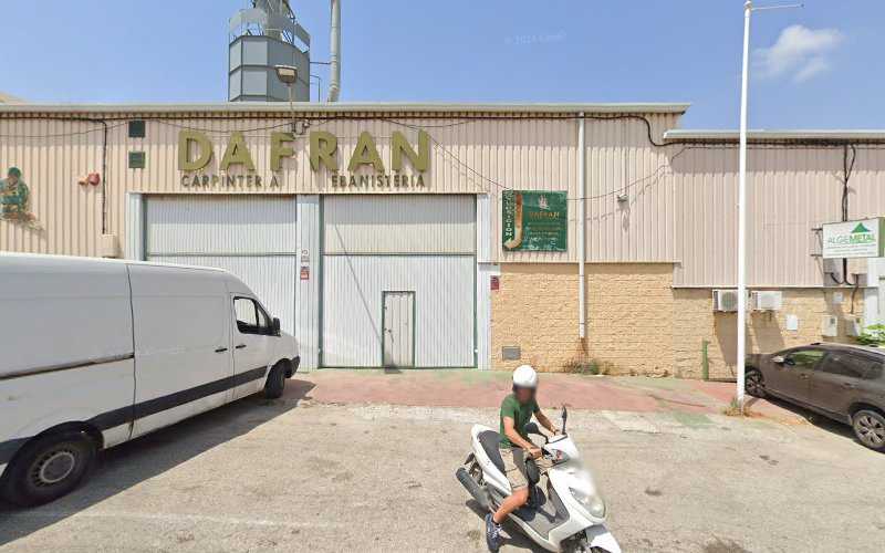 Fotografia tomada fuera de Dafran - Carpintería en Algeciras, Cádiz