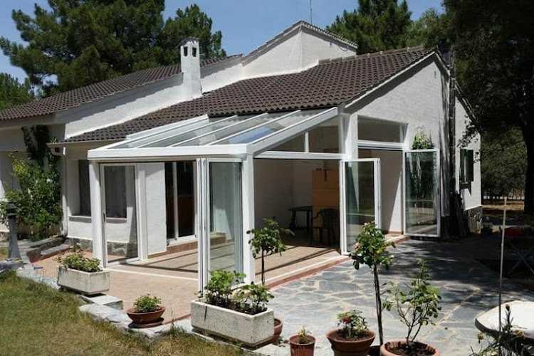 Fotografia tomada fuera de Cerramientos T27 - Carpintería metálica y de aluminio en Madrid, Madrid