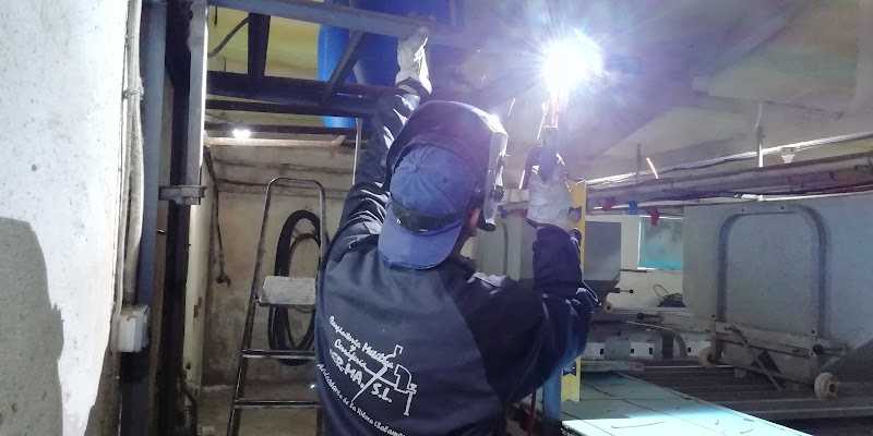 Fotografia tomada fuera de Carpintería Metálica Her-Ma S.L. - Carpintería metálica y de aluminio en Aldeadávila de la Ribera, Salamanca
