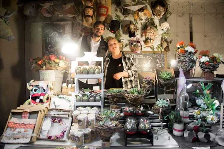 Fotografia tomada fuera de Tribool - Floristería en Albalate de las Nogueras, Cuenca