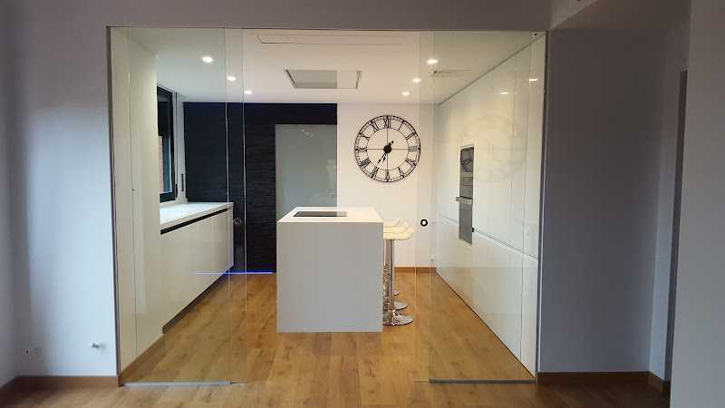 Fotografia tomada fuera de Vijoca Stil - Carpintero en Tavernes de la Valldigna, Valencia