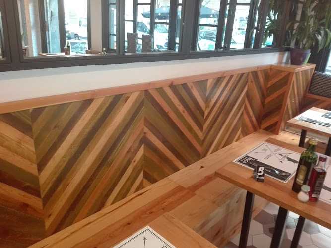 Fotografia tomada fuera de Rafael Verdeja SL - Carpintería en Bellreguard, Valencia