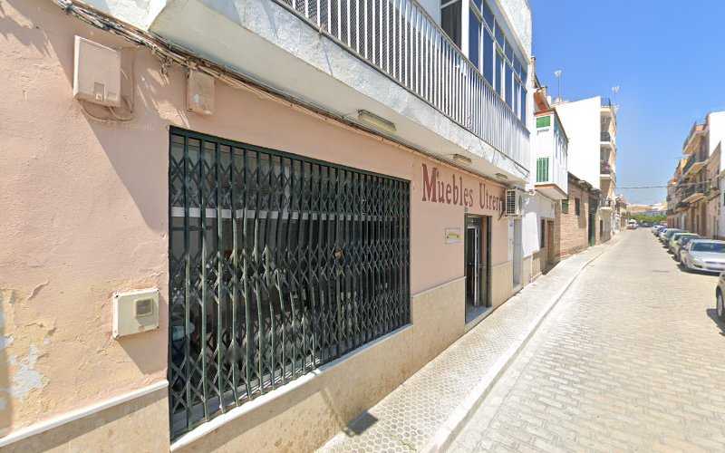 Fotografia tomada fuera de Muebles Utrera - Fábrica de muebles en Utrera, Sevilla