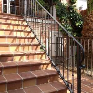 Fotografia tomada fuera de Carpintería Metálica Somolinos - Carpintería metálica y de aluminio en Marchamalo, Guadalajara