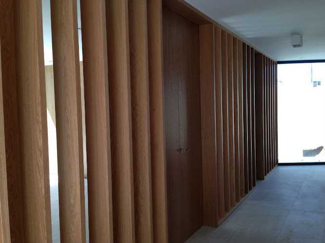 Fotografia tomada fuera de Muebles y Cocinas Alper - Fábrica de muebles en Los Santos de Maimona, Badajoz