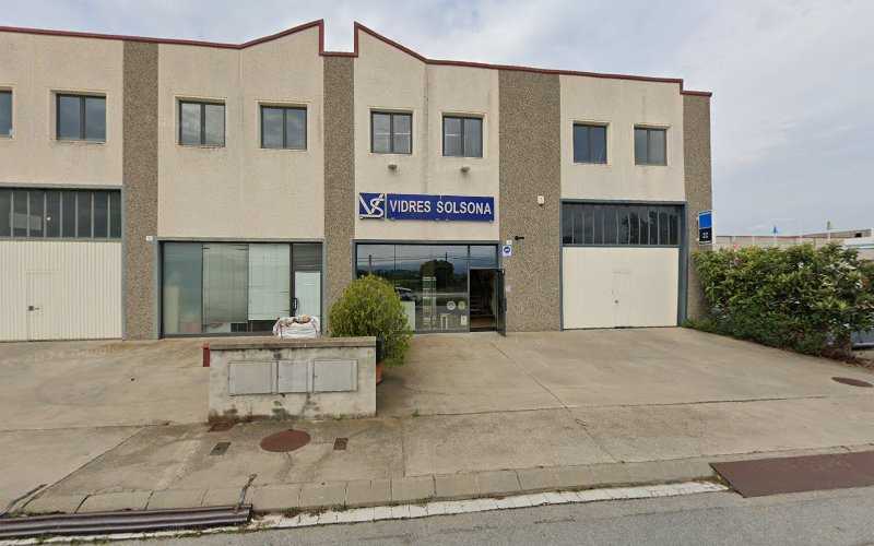 Fotografia tomada fuera de vidres Solsona S.L. - Metal·listeria en Olius, Lérida