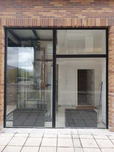 Fotografia tomada fuera de Ventanas Kartxena - Carpintería metálica y de aluminio en Portugalete, Vizcaya