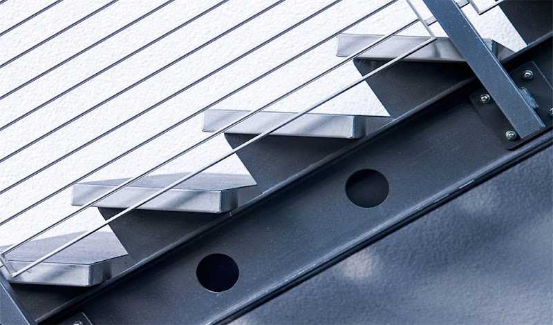 Fotografia tomada fuera de Tudenova Metal - Taller de metalurgia en Tudela, Navarra