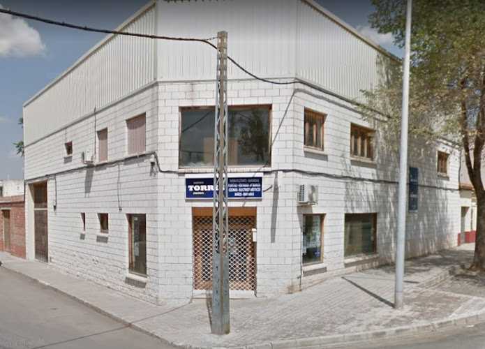 Fotografia tomada fuera de Carpintería Ebanistería Torres - Carpintero en Manzanares, Ciudad Real