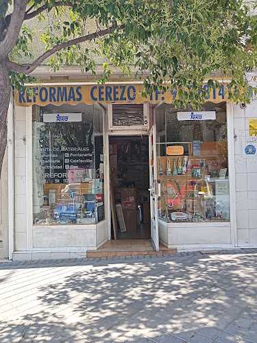 Fotografia tomada fuera de Reformas Cerezo - Contratista general en Madrid, Madrid